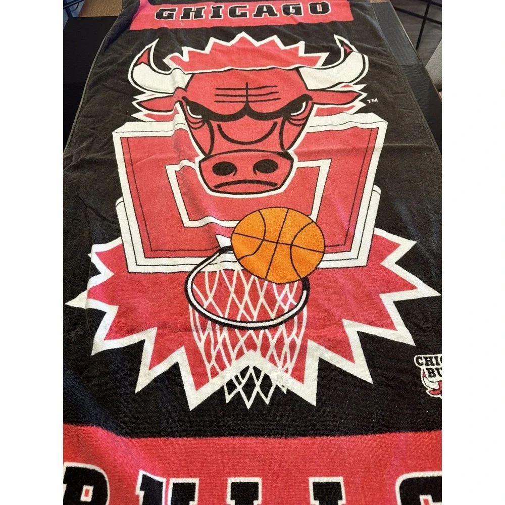 Vintage 90s Chicago Bulls NBA Basketball Beach Towel 28 x 54Black‎ Red Rare